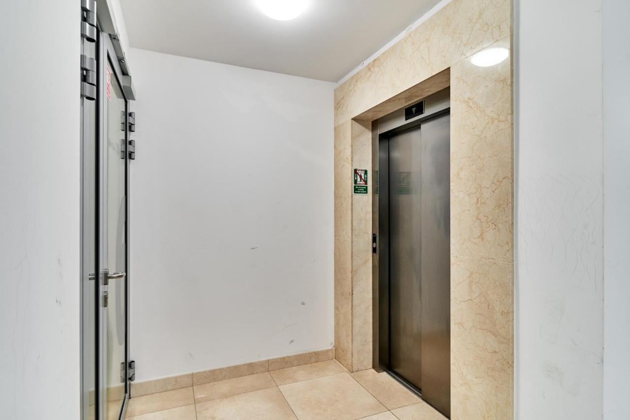 Apartments Wroclaw Pulaskiego By Noclegi Renters Bagian luar foto