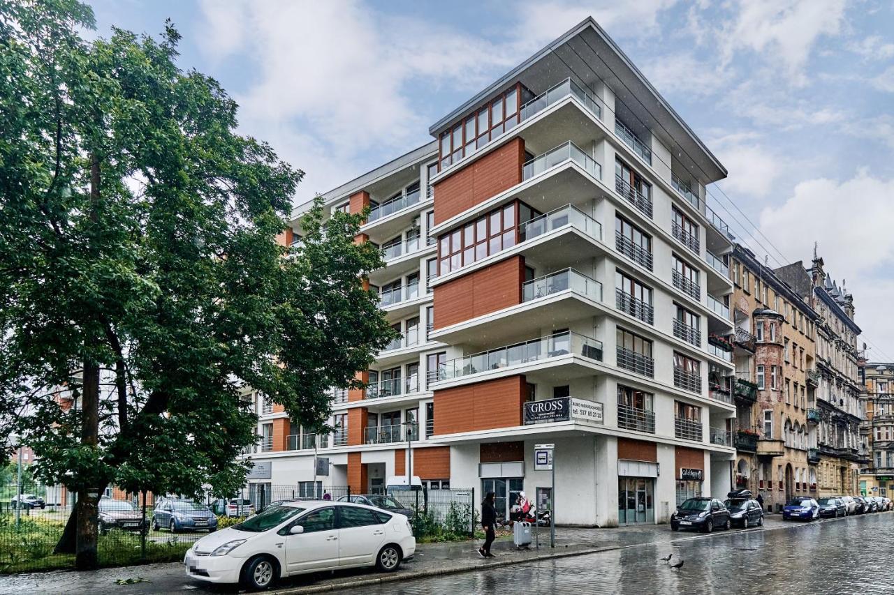 Apartments Wroclaw Pulaskiego By Noclegi Renters Bagian luar foto
