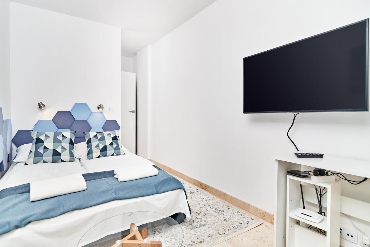 Apartments Wroclaw Pulaskiego By Noclegi Renters Bagian luar foto